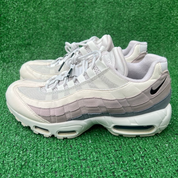 Nike Air Max 95 Shoes Vast Grey 307960-022 Shoes Women’s Size 9 pre- owned - Picture 8 of 16